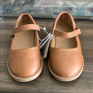Tan dress shoes